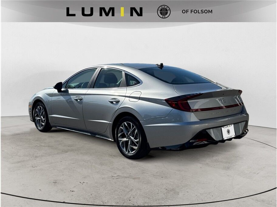 2021 Hyundai Sonata SEL photo 3
